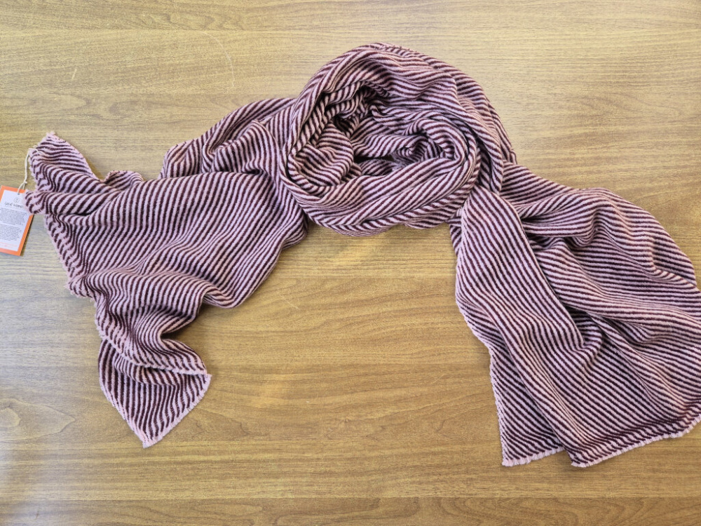 Flauschiger Kaschmir-Schal von LWH | Altrosa & Bordeaux | handgewebt in Nepal | 65×195 cm